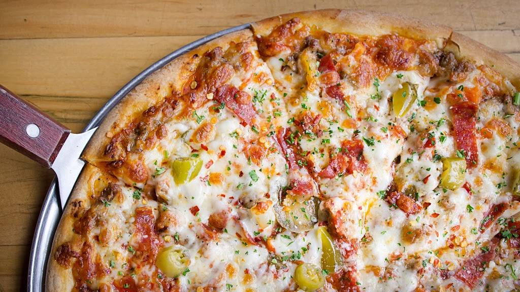 The Warehouse Bar & Pizzeria Chicago | meal delivery | 1419 W Fullerton Ave, Chicago, IL 60614, USA | 7736616454 OR +1 773-661-6454