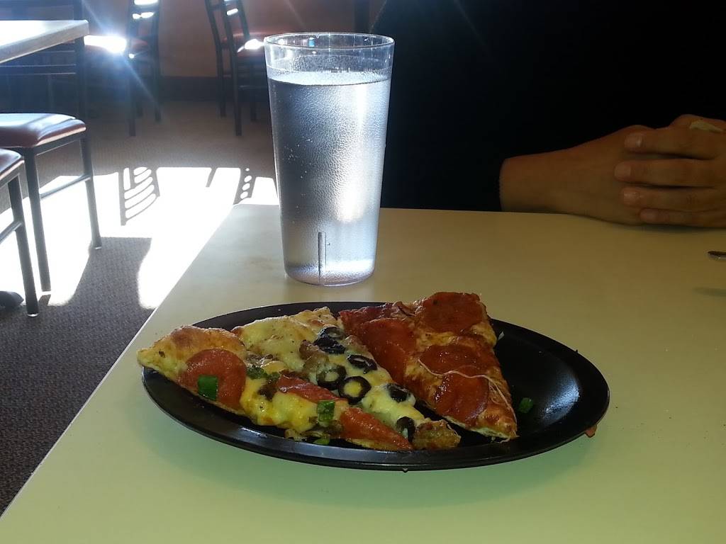 Round Table Pizza | meal delivery | 5101 Folsom Blvd, Sacramento, CA 95819, USA | 9164575705 OR +1 916-457-5705