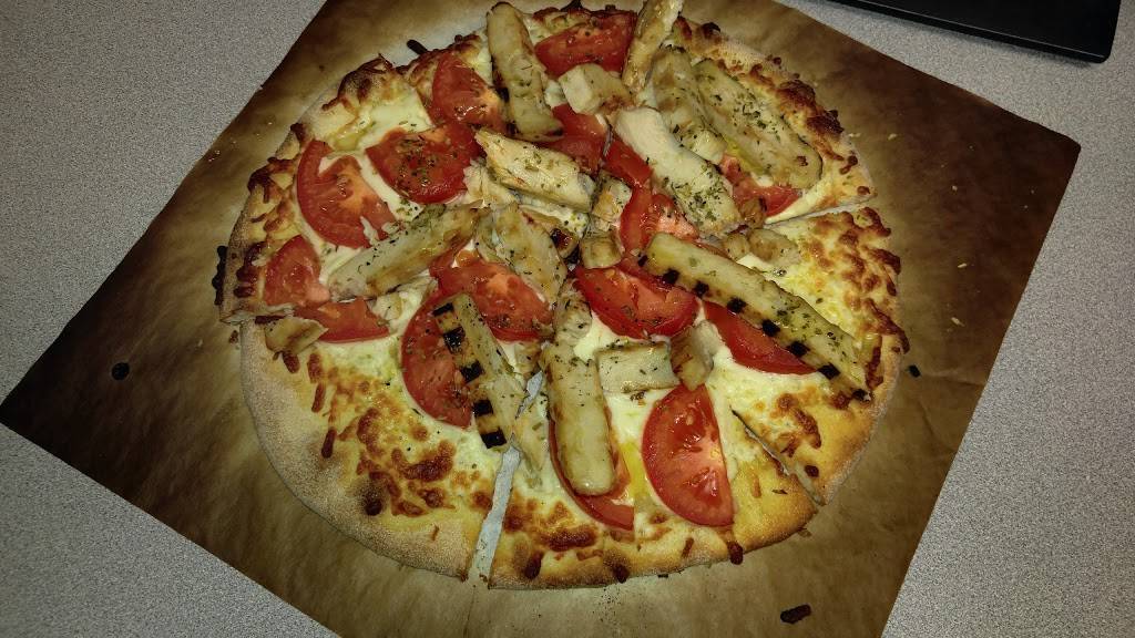 Pizza Pizza | meal delivery | 100 King St W, Cobourg, ON K9A 2M3, Canada | 9053721111 OR +1 905-372-1111