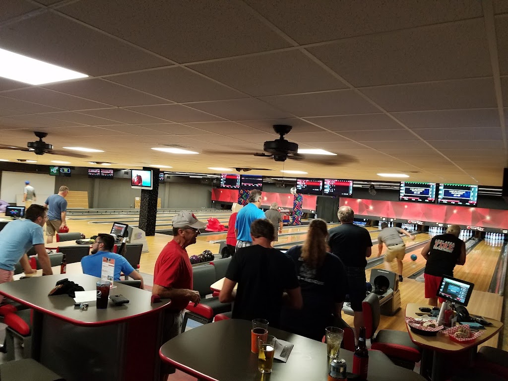 Riviera Bowl & Pizzeria | restaurant | 51 Polk St, Sauk City, WI 53583, USA | 6086434071 OR +1 608-643-4071