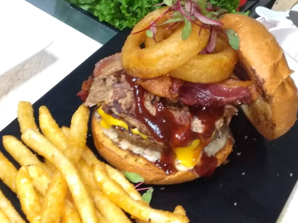 Monkeys Uncle Tavern | night club | 1728 3rd St N, Jacksonville Beach, FL 32250, USA | 9042461070 OR +1 904-246-1070