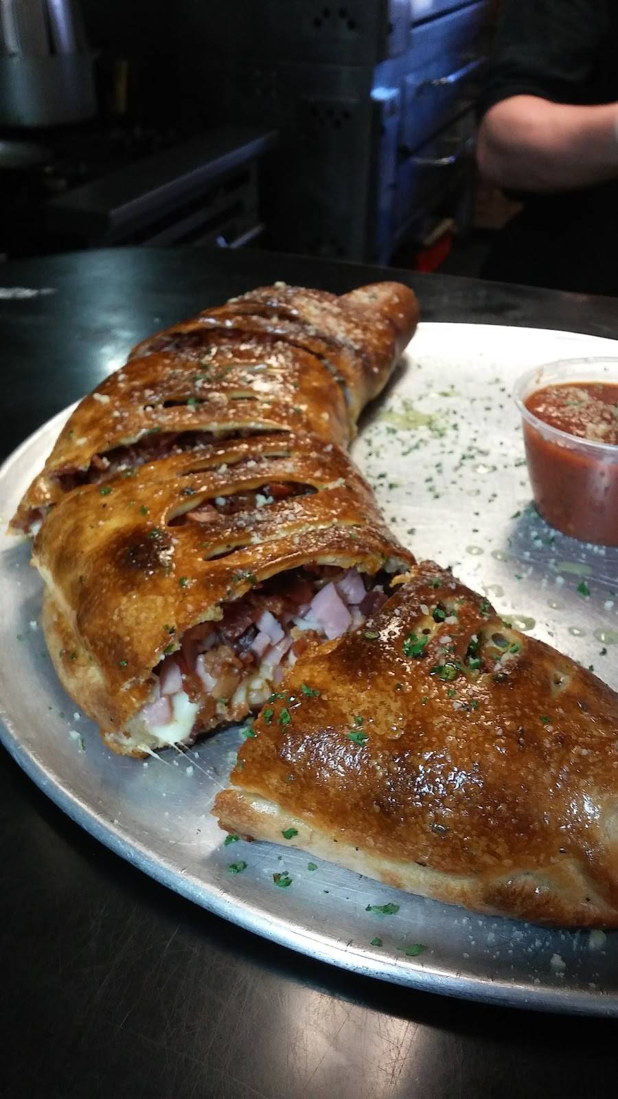 The Original Anthonys Pizza | restaurant | 155 S Charles Richard Beall Blvd, DeBary, FL 32713, USA | 3866689477 OR +1 386-668-9477