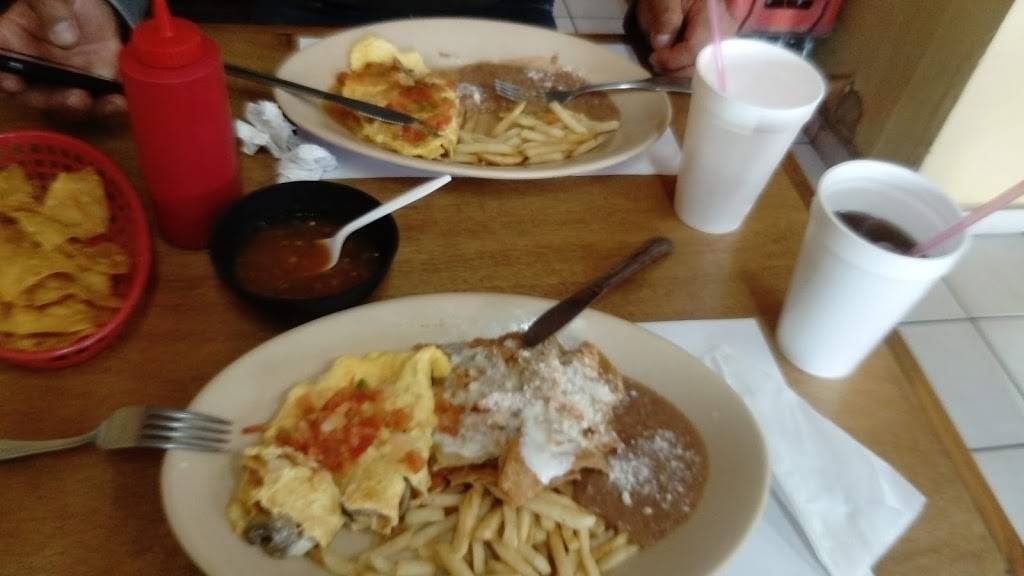 Restairante Morelitos | restaurant | 22785, Calle Paseo Pacífico 1907, Fracc Hacienda del Mar, 22785 Ensenada, B.C., Mexico | 016461548086 OR +52 646 154 8086