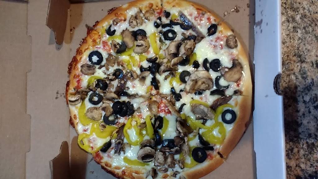 New Haven Style Pizza | restaurant | 18 N Church St, West Chester, PA 19380, USA | 6104365814 OR +1 610-436-5814