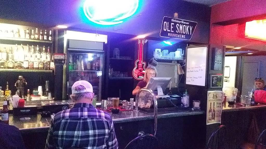 Chappys Bar & Grill | restaurant | 104 Gils St, Smyrna, TN 37167, USA | 6153550088 OR +1 615-355-0088