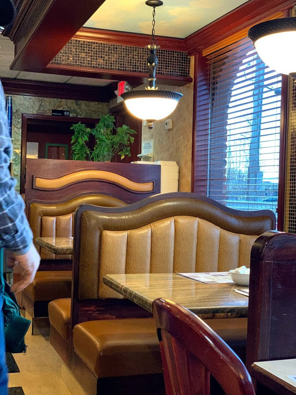 Americana Diner | restaurant | 420 NY-211, Middletown, NY 10940, USA | 8453446060 OR +1 845-344-6060