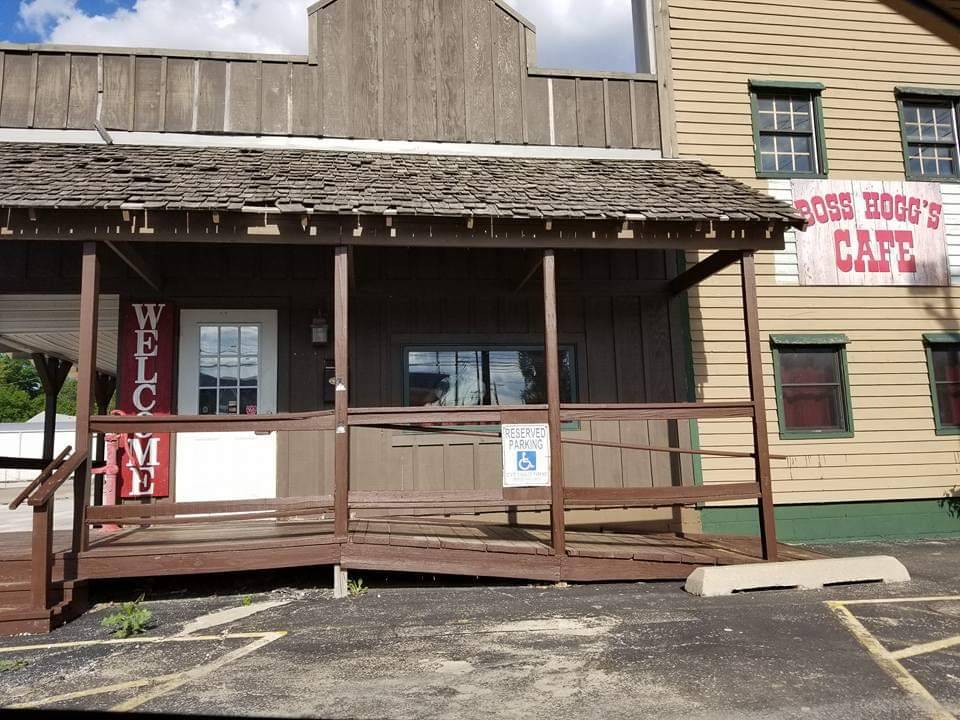 Bogies Main Street Cafe | restaurant | 1000 N Main St, Jacksonville, IL 62650, USA | 2172711388 OR +1 217-271-1388