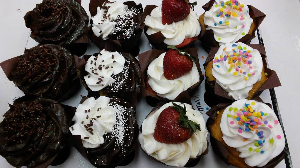 Cakes by Tawanda | bakery | 13813 Warwick Blvd Suite G, Newport News, VA 23602, United States | 7573452440 OR +1 757-345-2440