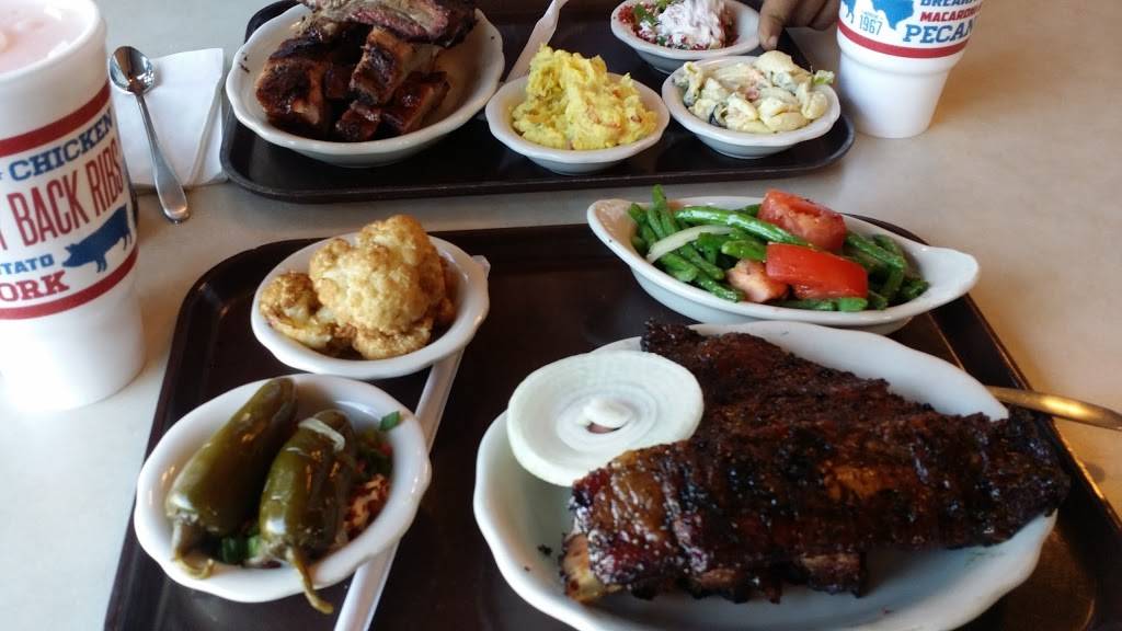 Pappas Bar-B-Q | restaurant | 12424 East Fwy, Houston, TX 77015, USA | 8322144078 OR +1 832-214-4078