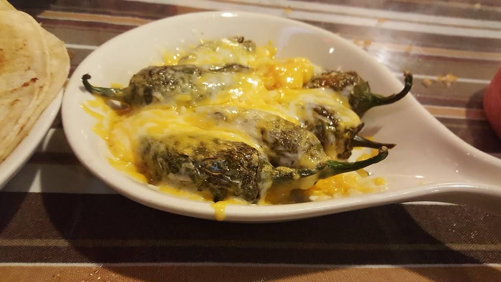 Guadalupes Grill | restaurant | 3431 Pacific Pl, Long Beach, CA 90806, USA | 5624902100 OR +1 562-490-2100