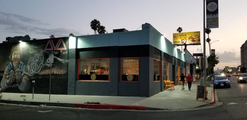 Friends & Family | restaurant | 5150 Hollywood Blvd, Los Angeles, CA 90027, USA | 3236682000 OR +1 323-668-2000