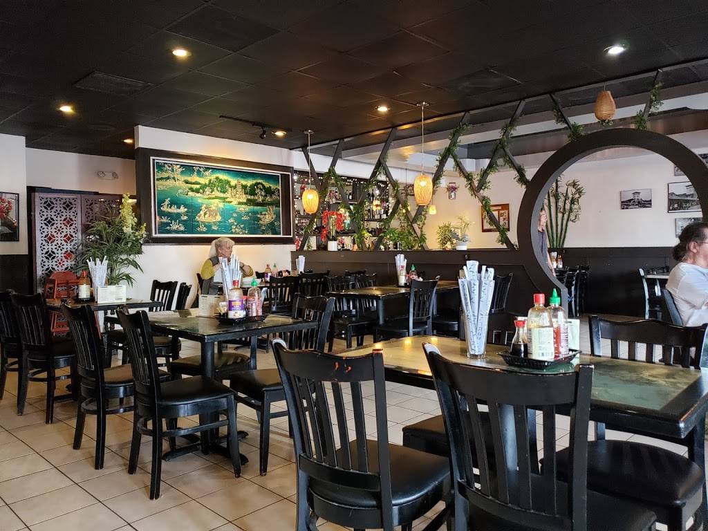 Pho Saigon | restaurant | 1739 Maybank Hwy, Charleston, SC 29412, USA | 8439744732 OR +1 843-974-4732