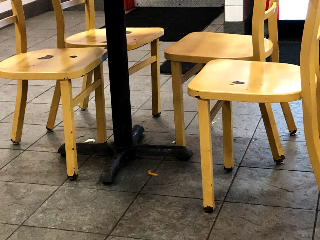 Five Guys | meal takeaway | 205 Thomas Rd, West Monroe, LA 71291, USA | 3188555982 OR +1 318-855-5982