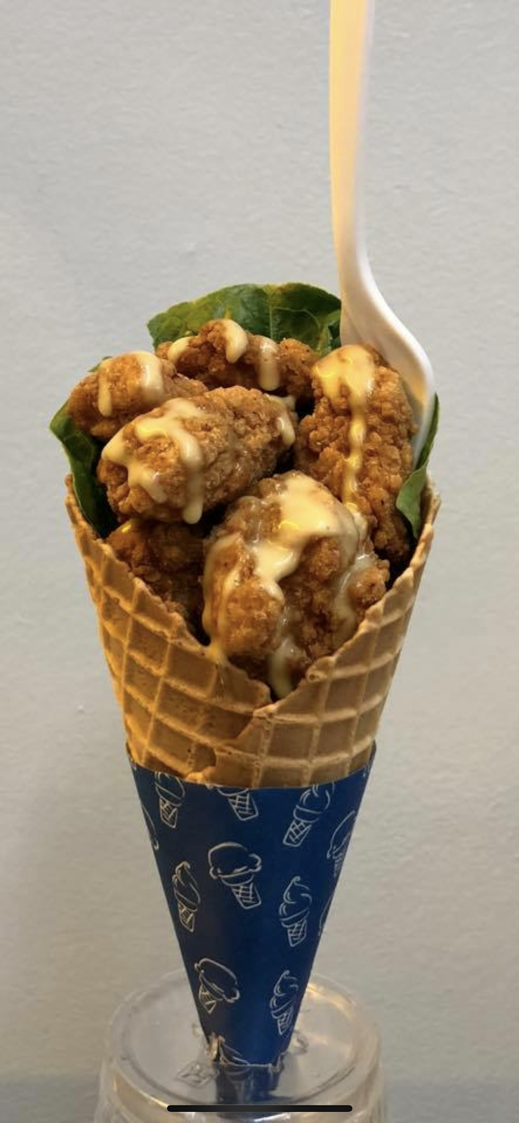 The Original Mickeys Igloo | restaurant | 416 E Chester St, Kingston, NY 12401, USA | 8458020201 OR +1 845-802-0201