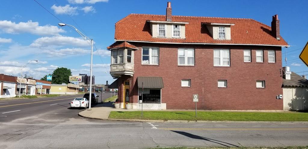 Momma Cs Soul Food Kitchen | restaurant | 821 W Broadway St, Muskogee, OK 74401, USA | 9185372145 OR +1 918-537-2145