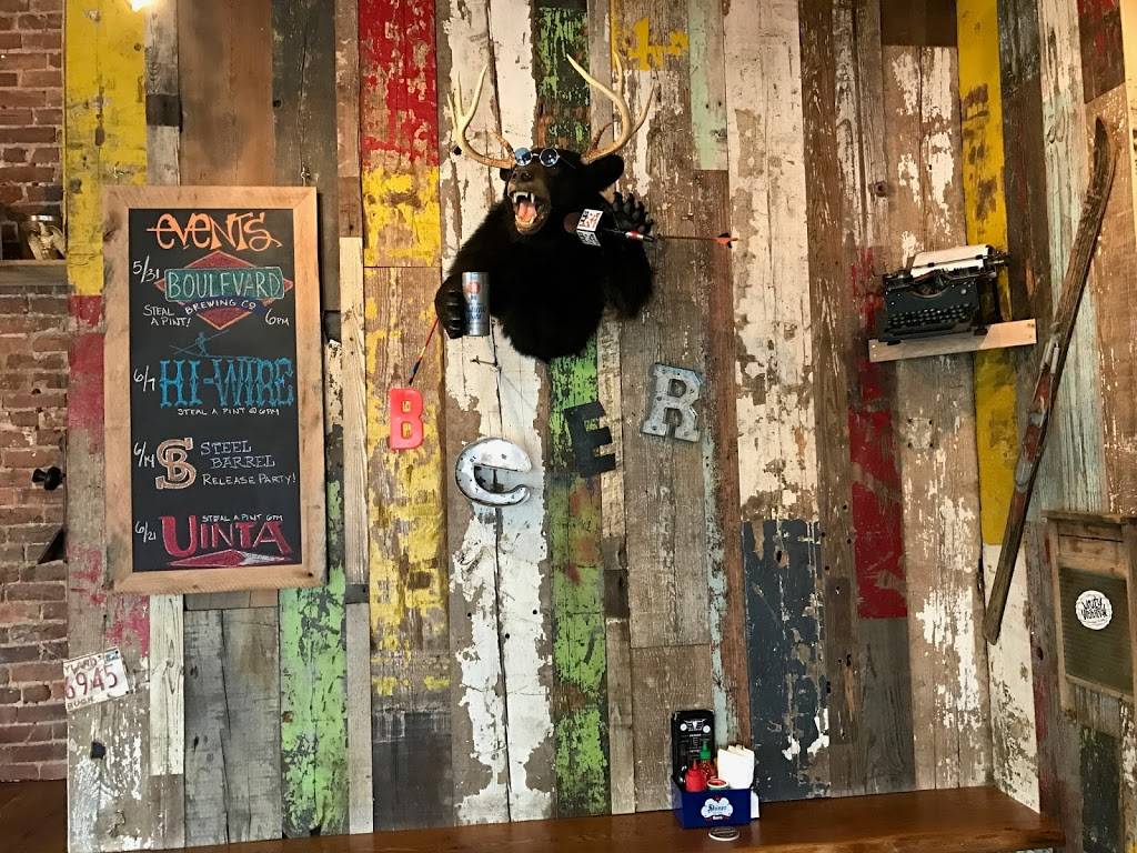 Jack Browns Beer & Burger Joint Nooga | restaurant | 818 Georgia Ave, Chattanooga, TN 37402, USA | 4236828198 OR +1 423-682-8198