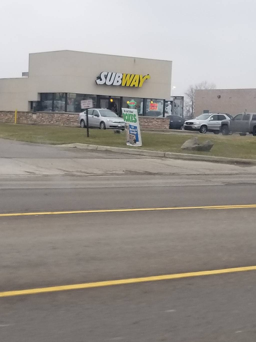 Subway Restaurants | restaurant | 4117 W Pierson Rd, Flint, MI 48504, USA | 8107873935 OR +1 810-787-3935