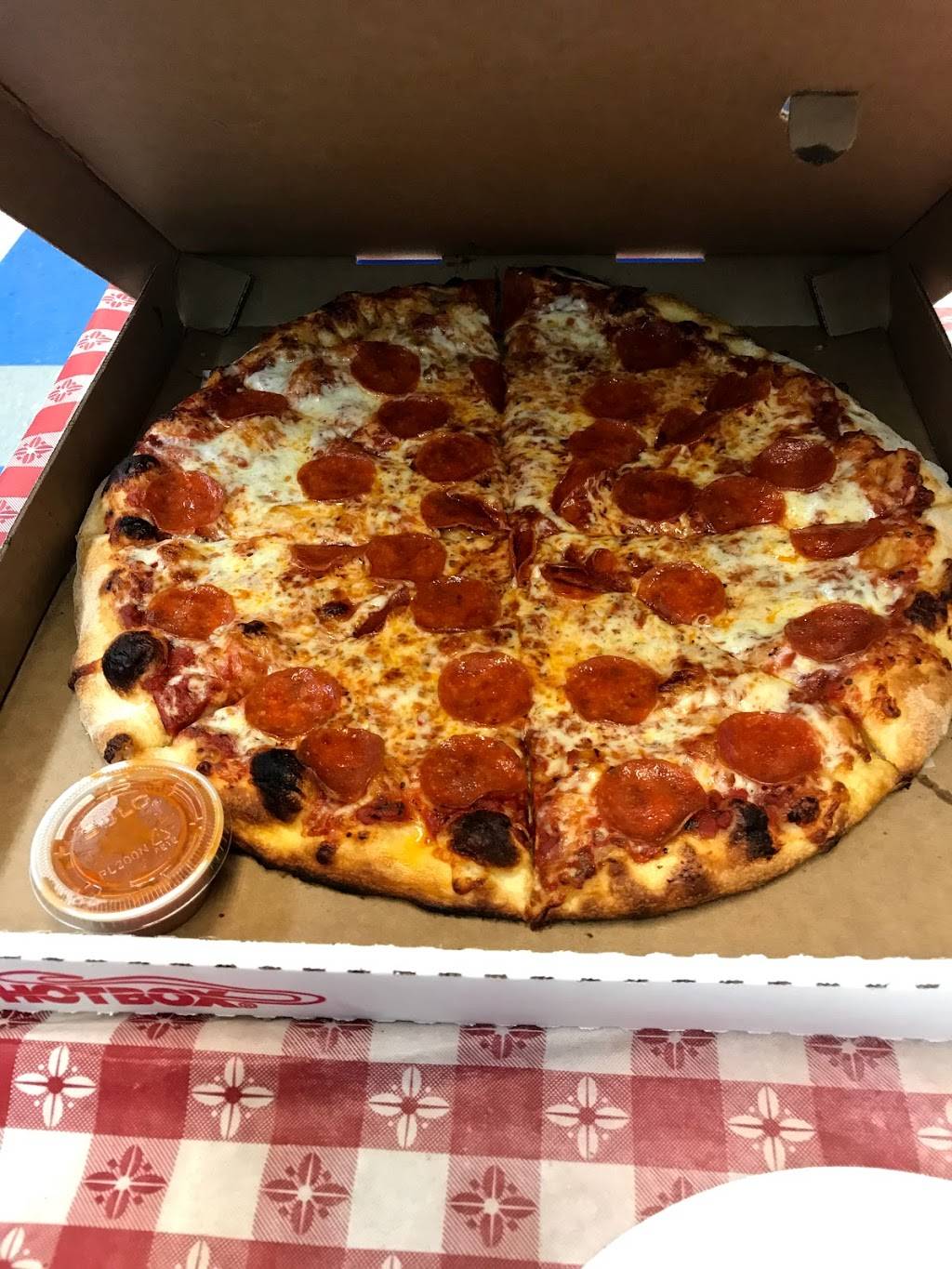 NY Style Central Park Pizza | restaurant | 220 N Victory Blvd, Burbank, CA 91502, USA | 8189537492 OR +1 818-953-7492