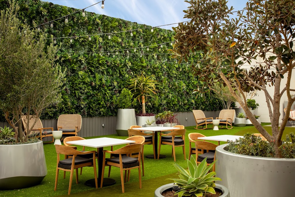 Westerly Public House | restaurant | 1451 Rosecrans St, San Diego, CA 92106, USA | 6193741045 OR +1 619-374-1045