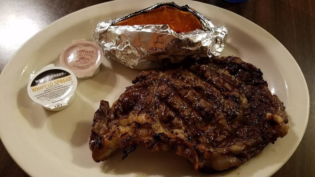 Barbara Deans Steakhouse | restaurant | 7460 Hatch Pkwy S, Baxley, GA 31513, USA | 9123660300 OR +1 912-366-0300