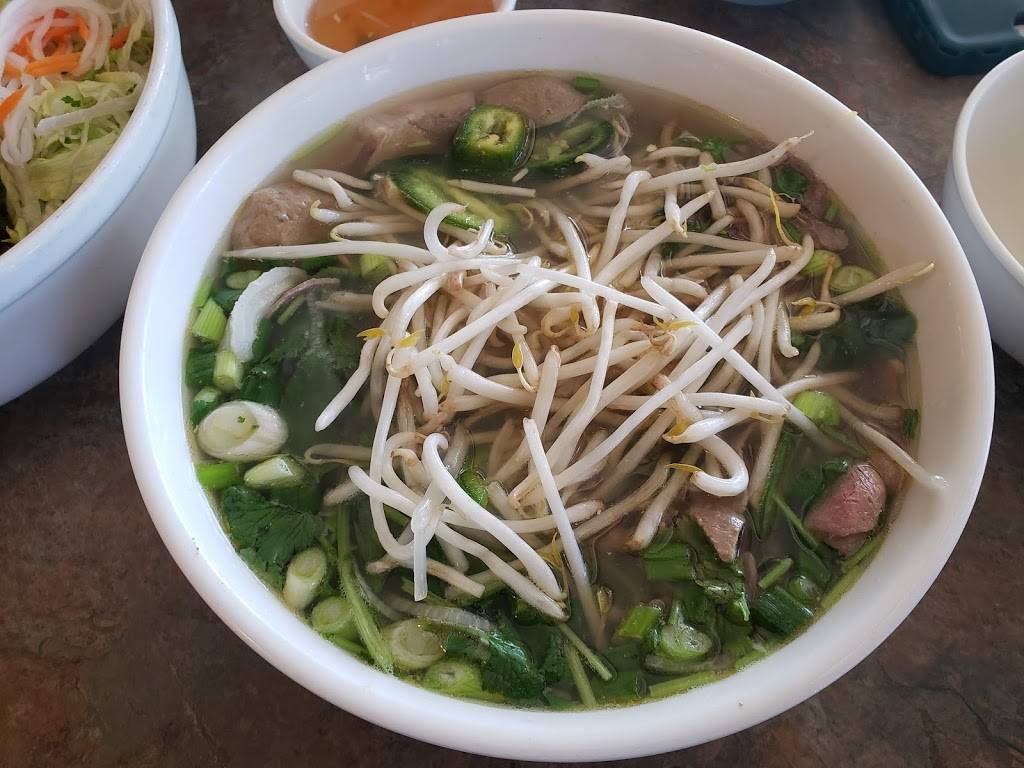 Pho Bac Noodle Palace | restaurant | 1100 McHenry Ave, Modesto, CA 95350, USA | 2095795899 OR +1 209-579-5899