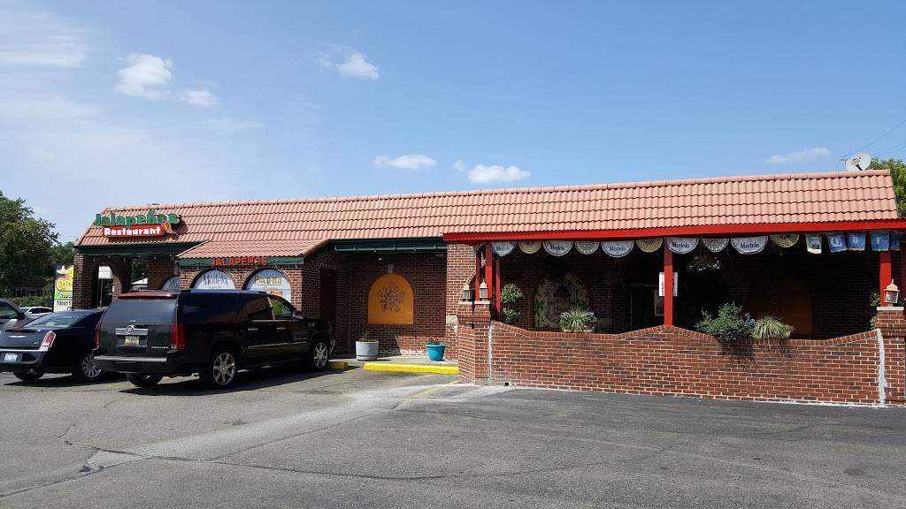 Jalapenos | restaurant | 806 Baldwin Ave, Pontiac, MI 48340, USA | 2484540887 OR +1 248-454-0887