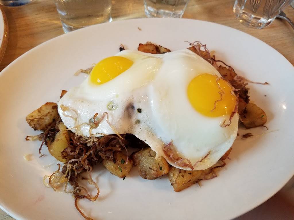 The East Pole | restaurant | 133 E 65th St, New York, NY 10065, USA | 2122492222 OR +1 212-249-2222