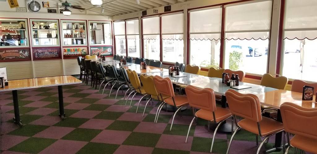 Lucilles Smokehouse Bar-B-Que | restaurant | 6628 Lonetree Blvd, Rocklin, CA 95765, USA | 9167807427 OR +1 916-780-7427