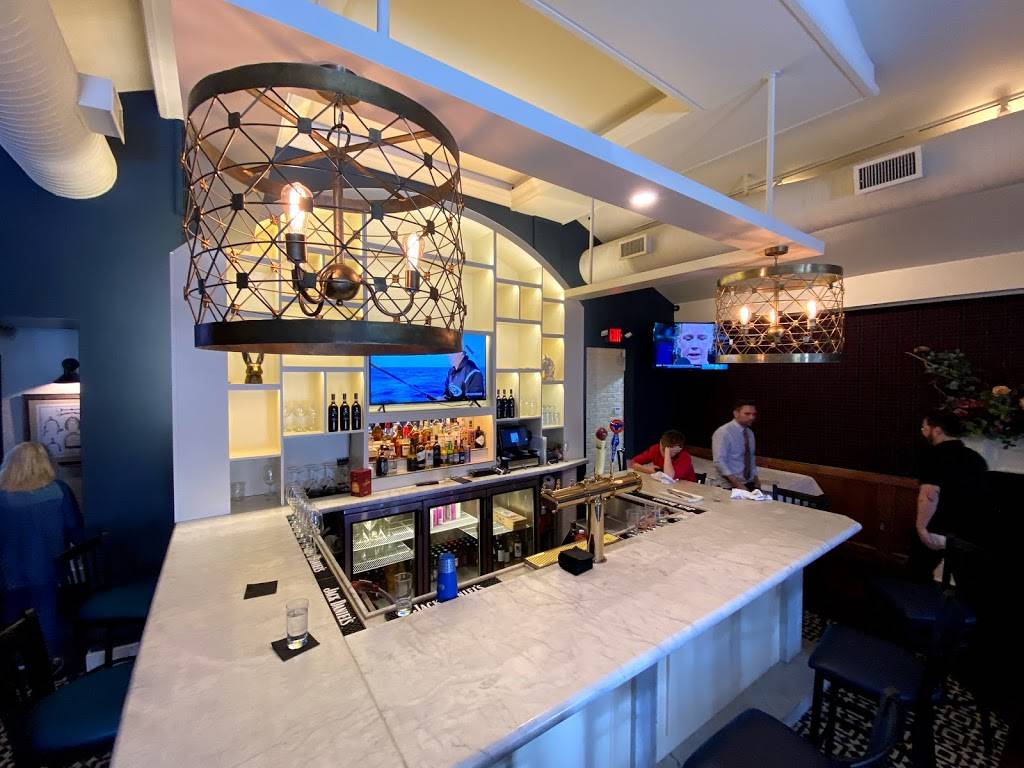 Coach Meeting House | restaurant | 160 Mill River Rd, Oyster Bay, NY 11771, USA | 5165889288 OR +1 516-588-9288