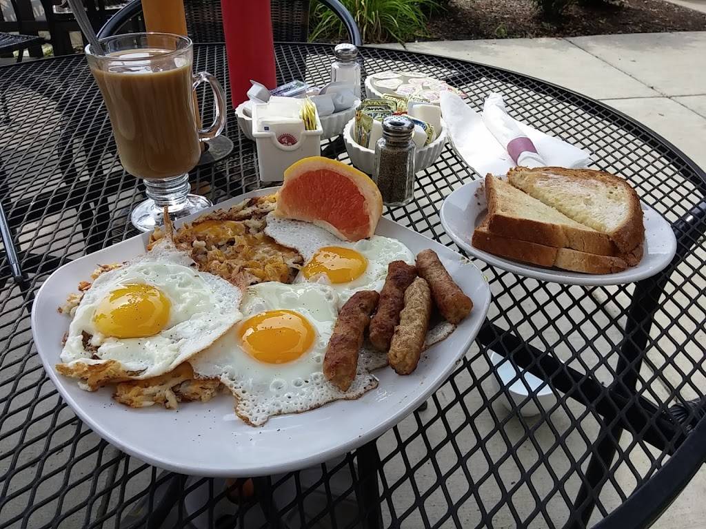 Mo Daileys Pub & Grille | restaurant | 6070 N Northwest Hwy, Chicago, IL 60631, USA | 7737746121 OR +1 773-774-6121