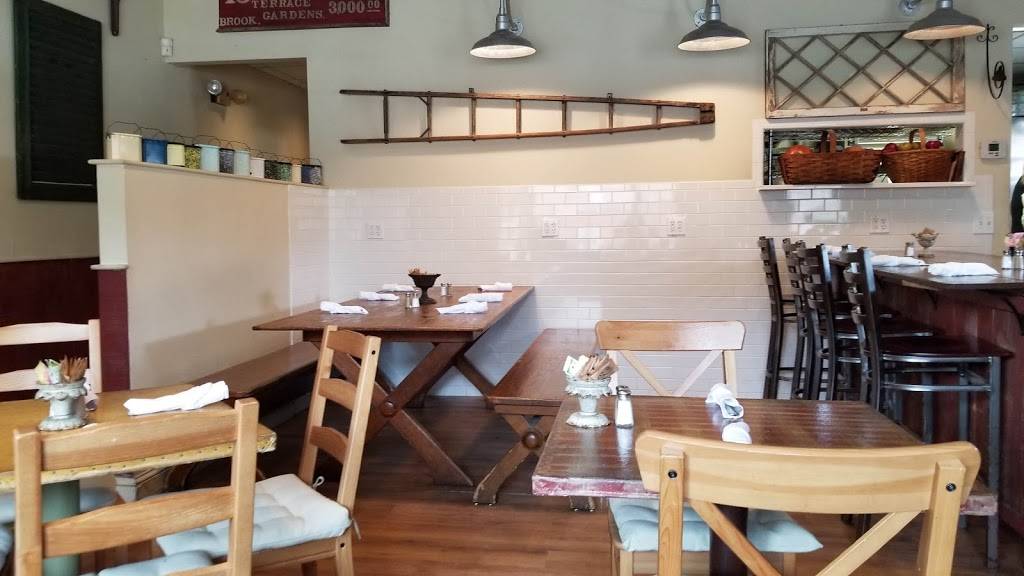 Mamies | restaurant | 162 Baker Rd, Roxbury, CT 06783, USA | 8602100618 OR +1 860-210-0618