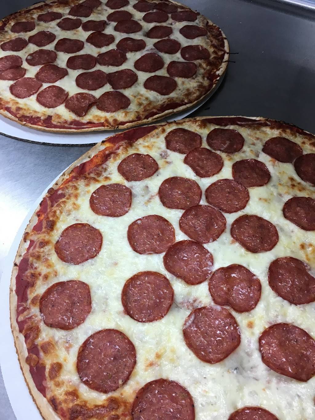 Pizza King | restaurant | 800 E Wisconsin Ave, Appleton, WI 54911, USA | 9207316577 OR +1 920-731-6577