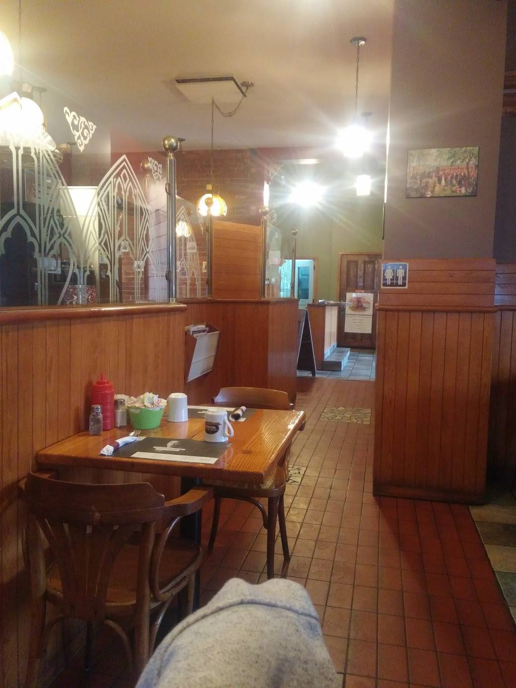 Restaurant La Vieille Gare de Richmond | restaurant | 739 Rue Principale Nord, Richmond, QC J0B 2H0, Canada | 8198266655 OR +1 819-826-6655