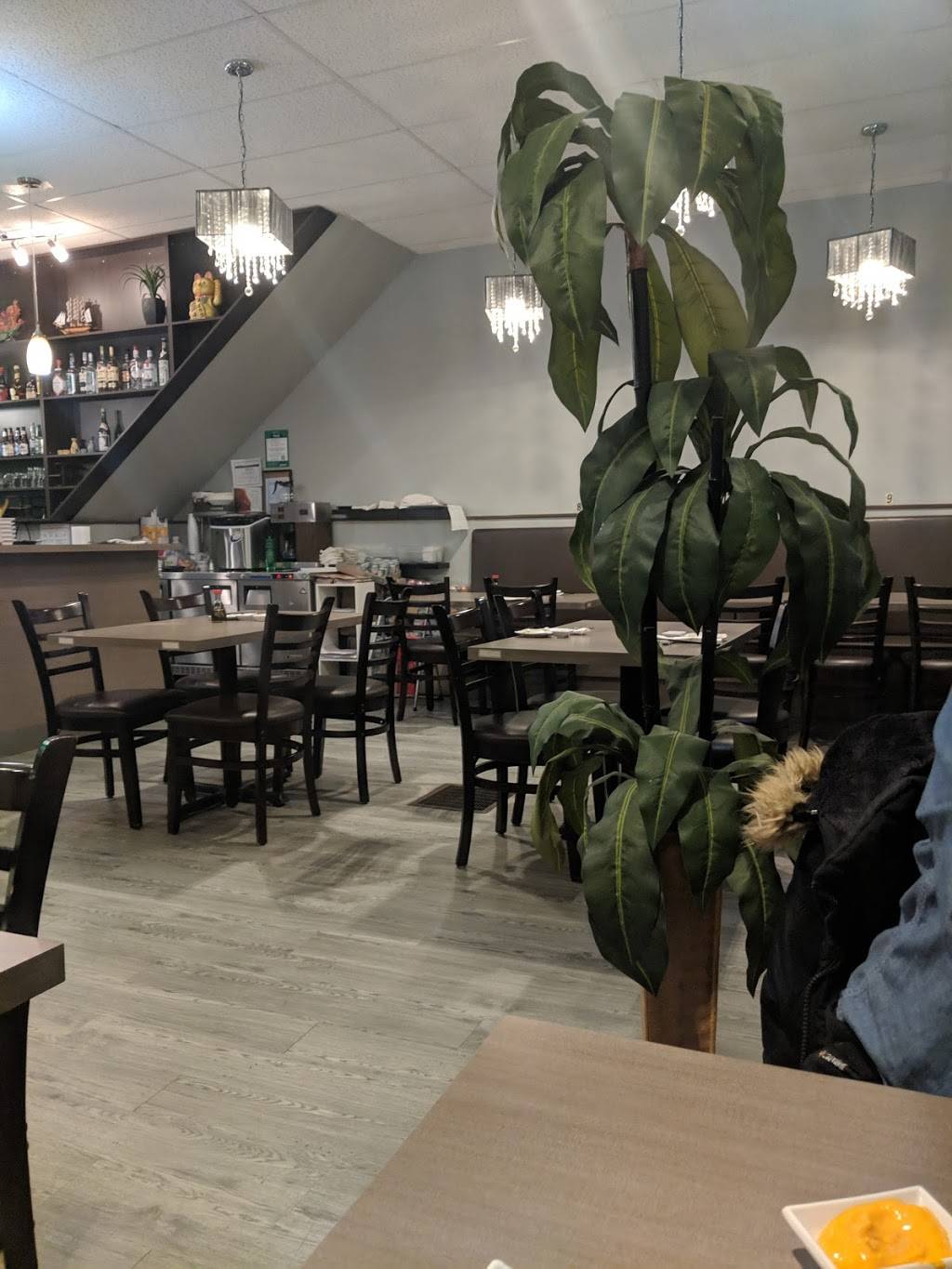 O.K Restaurant | restaurant | 23 William St N, Lindsay, ON K9V 3A3, Canada | 7053242812 OR +1 705-324-2812