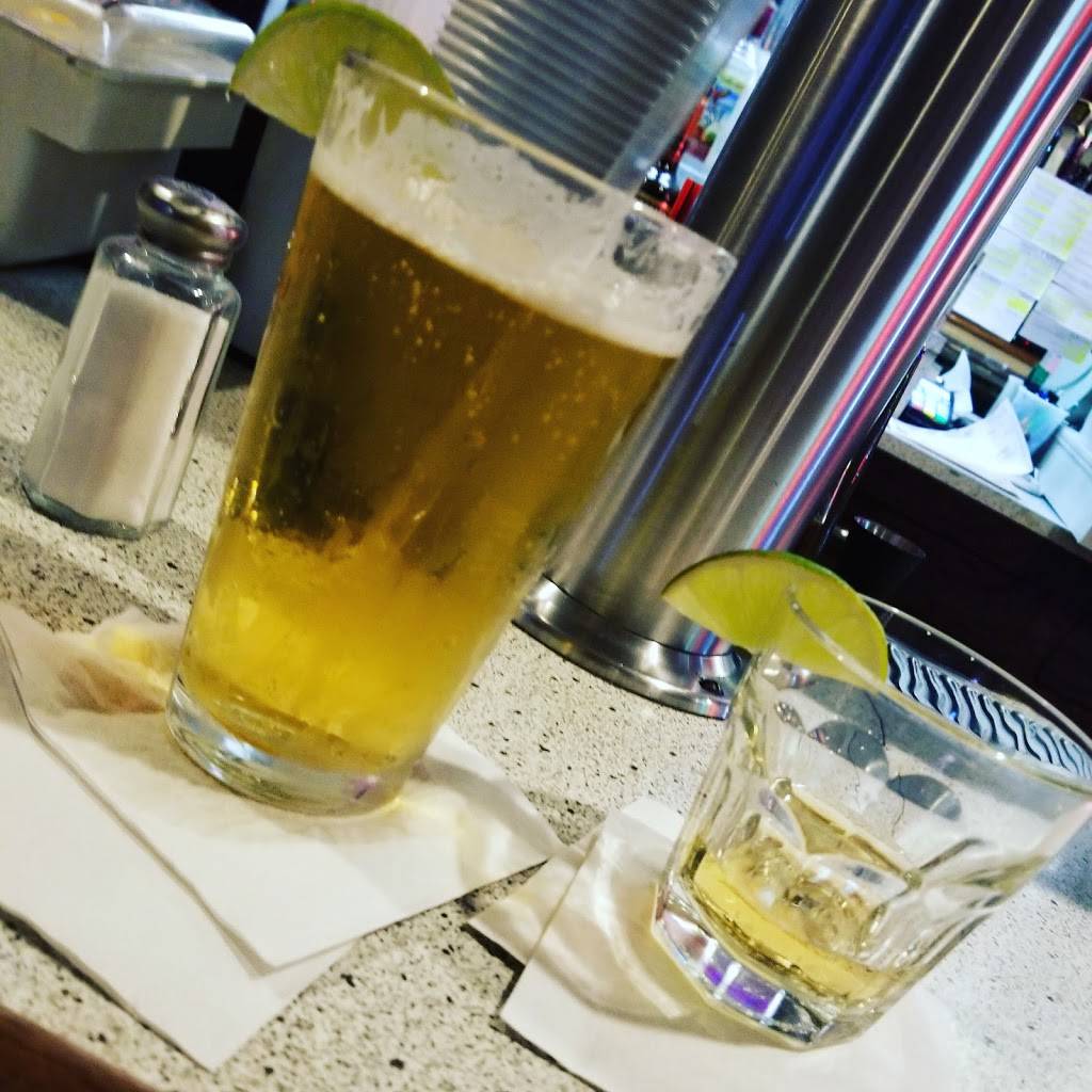 Excuses Bar & Grill | restaurant | 2526 E Carson St, Pittsburgh, PA 15203, USA | 4124314090 OR +1 412-431-4090