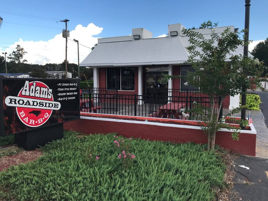 Adams Roadside BBQ | restaurant | 728 N Brightleaf Blvd, Smithfield, NC 27577, USA | 9199388395 OR +1 919-938-8395