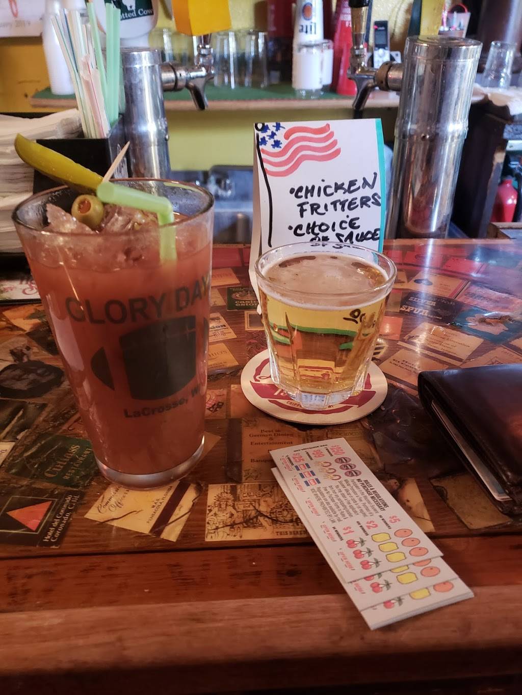 Glory Days Sports Pub | restaurant | 324 4th St S, La Crosse, WI 54601, USA | 6087824005 OR +1 608-782-4005