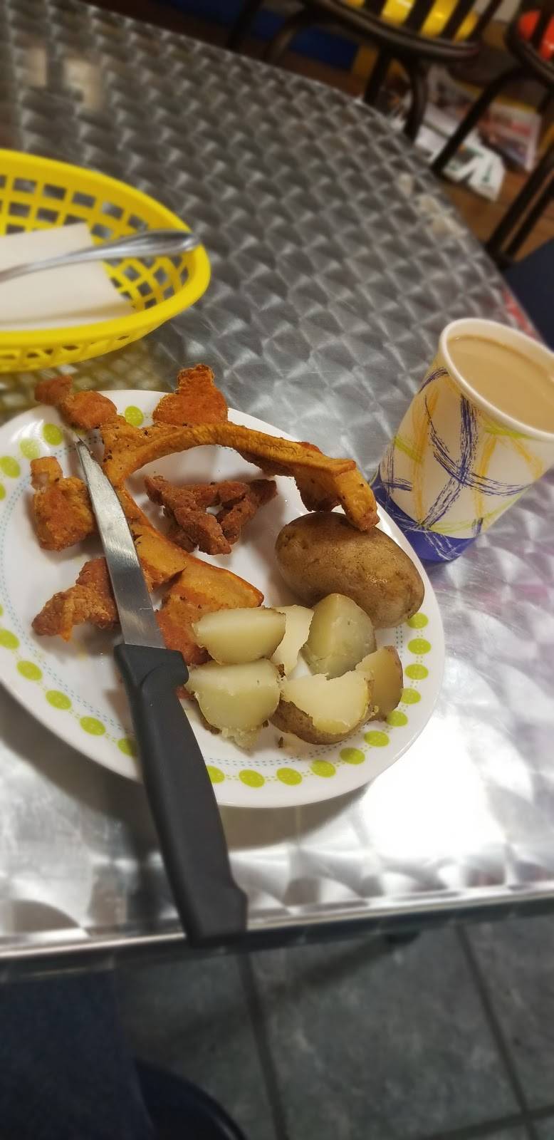 Deisys Cafe Bakery "El empanadazo" | restaurant | 104 Elmora Ave, Elizabeth, NJ 07202, USA | 9083535408 OR +1 908-353-5408