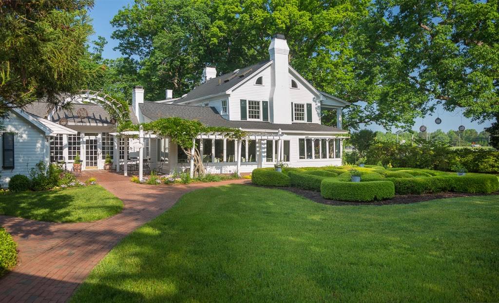 The Fearrington House Restaurant | restaurant | 230 Market St, Pittsboro, NC 27312, USA | 9195422121 OR +1 919-542-2121