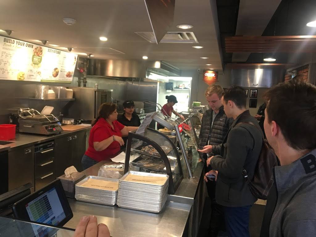 Mucho Burrito Fresh Mexican Grill | restaurant | 394 Princess St Unit 2, Kingston, ON K7L 5N3, Canada | 6135424747 OR +1 613-542-4747