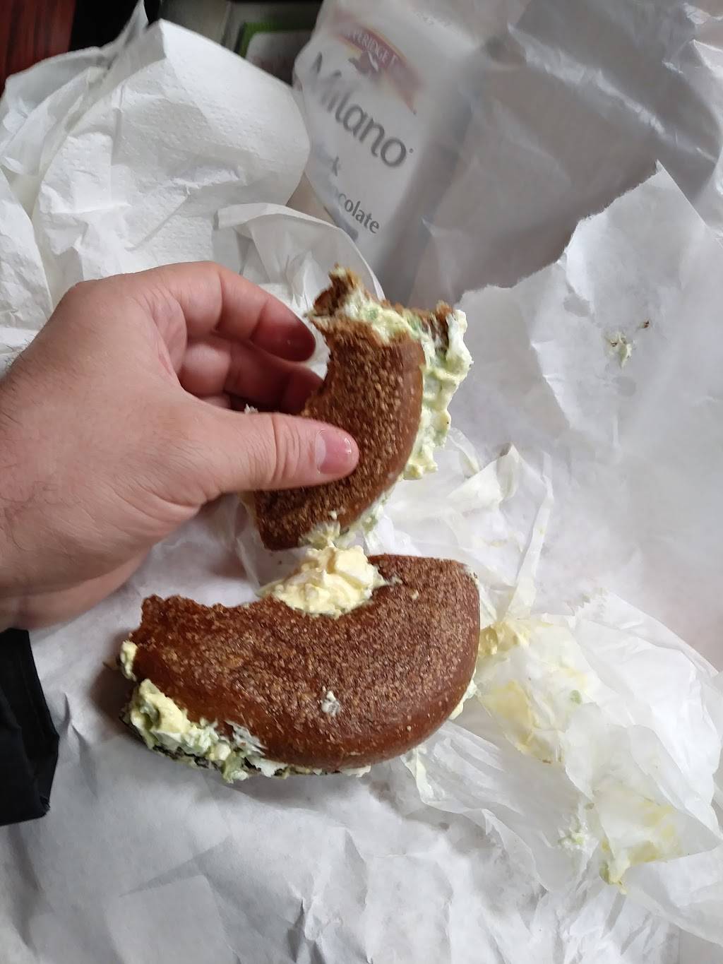 Highway Bagels | bakery | 1923 Kings Hwy, Brooklyn, NY 11229, USA | 7183369200 OR +1 718-336-9200