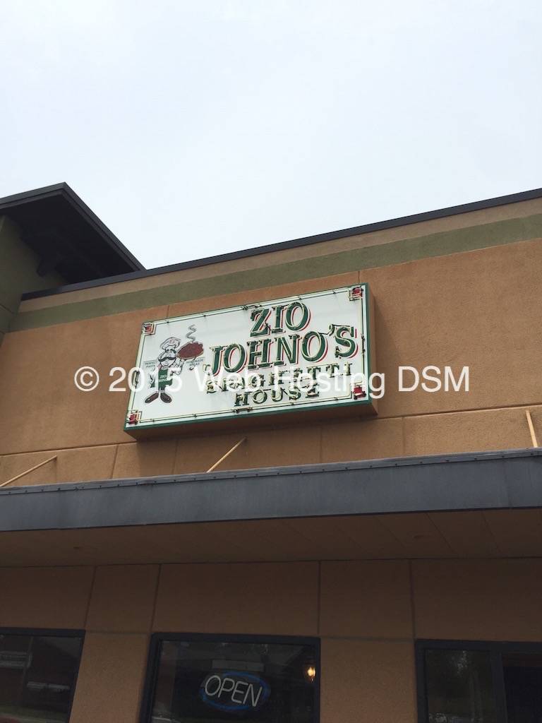 Zio Johnos - Iowa City | restaurant | 5614, 953 S Riverside Dr, Iowa City, IA 52246, USA | 3193580011 OR +1 319-358-0011