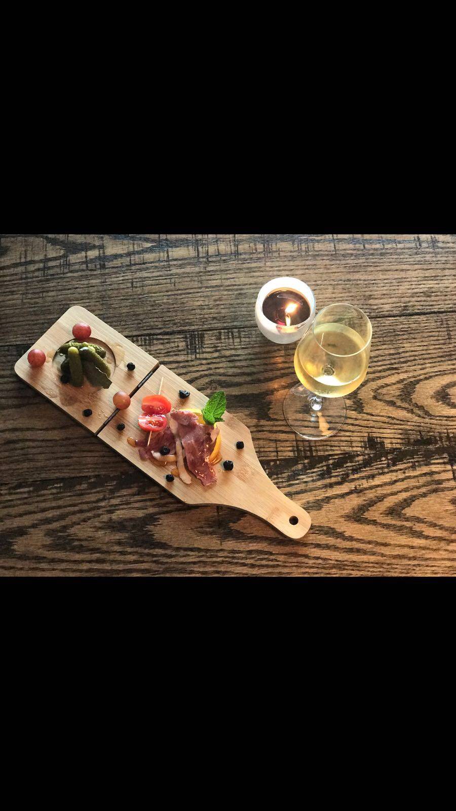 West Wine Bar | restaurant | 67 West St #3, Brooklyn, NY 11222, USA | 9179091087 OR +1 917-909-1087