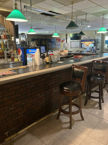 Lucky Strike Alley | night club | 1310 E St, Charleston, IL 61920, USA | 2173456630 OR +1 217-345-6630