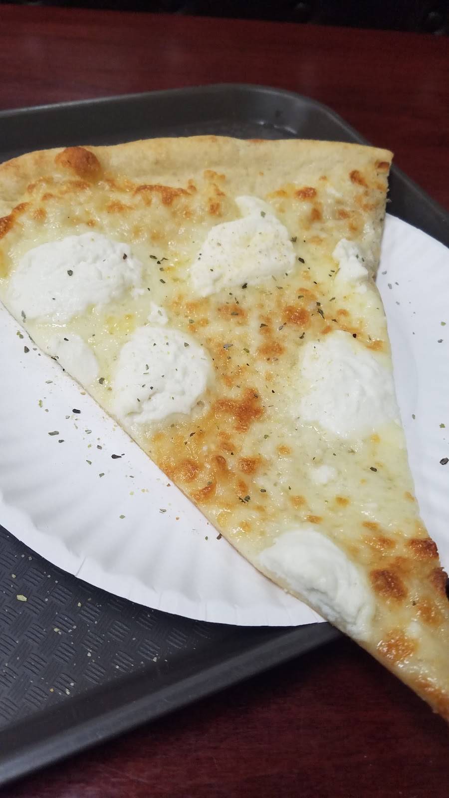 New York Family Pizza | restaurant | 220 Route 12 #7, 3414, Groton, CT 06340, USA | 8604451242 OR +1 860-445-1242