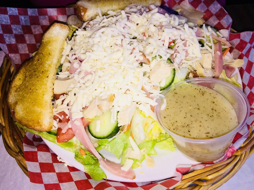 The Car Barn | restaurant | 23 Talbot Rd E, Tilbury, ON N0P 2L0, Canada | 5198254946 OR +1 519-825-4946