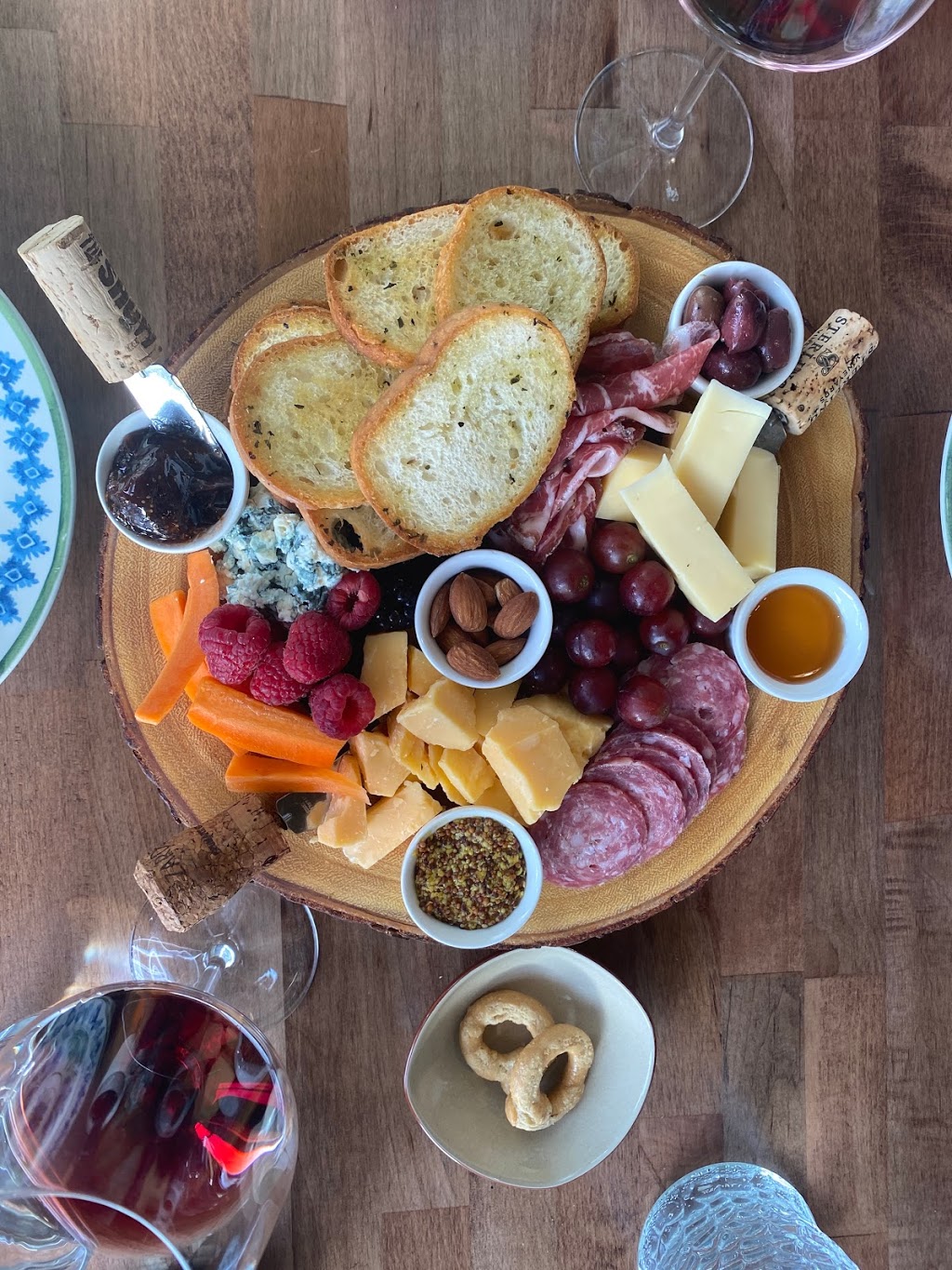 Daniels Charcuterie | restaurant | 15 S Fairview Ave, Park Ridge, IL 60068, USA | 2245856100 OR +1 224-585-6100