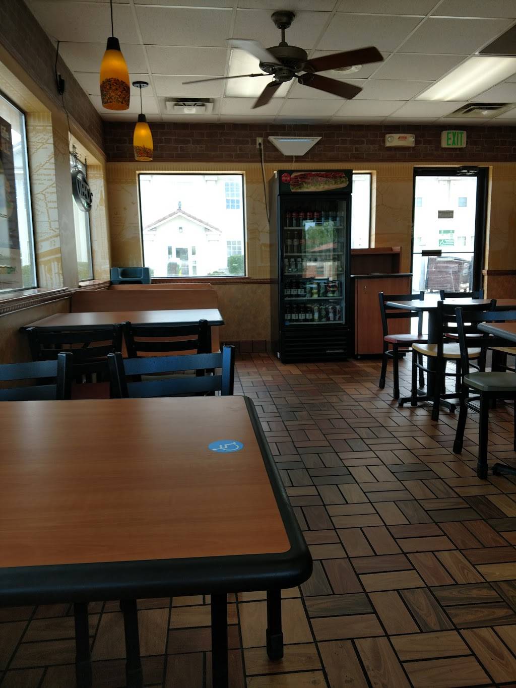 Subway | restaurant | 9581 700 E, Sandy, UT 84070, USA | 8015727876 OR +1 801-572-7876