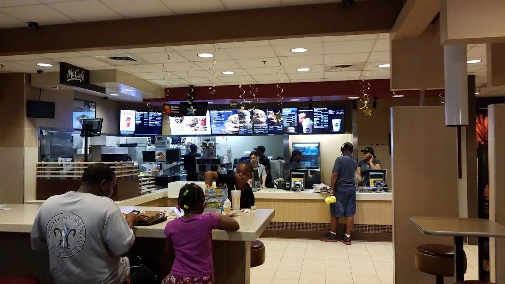 McDonalds | cafe | 5315 Veterans Memorial Blvd, Metairie, LA 70003, USA | 5048885174 OR +1 504-888-5174