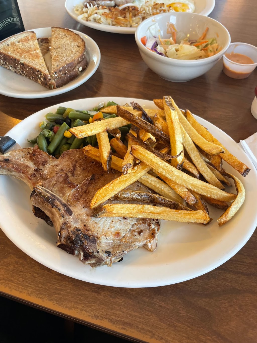 Goldies Route 66 Diner | restaurant | 425 E Rte 66, Williams, AZ 86046, USA | 9286354466 OR +1 928-635-4466